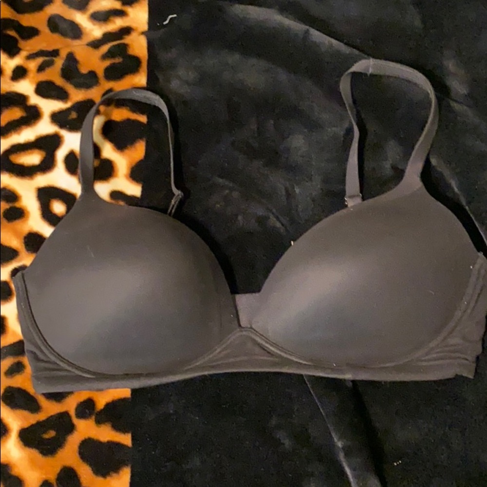 VS no wire body by Victoria